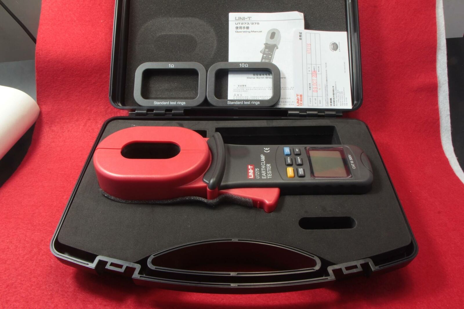 UNI-T UT275 Clamp Earth Ground Tester